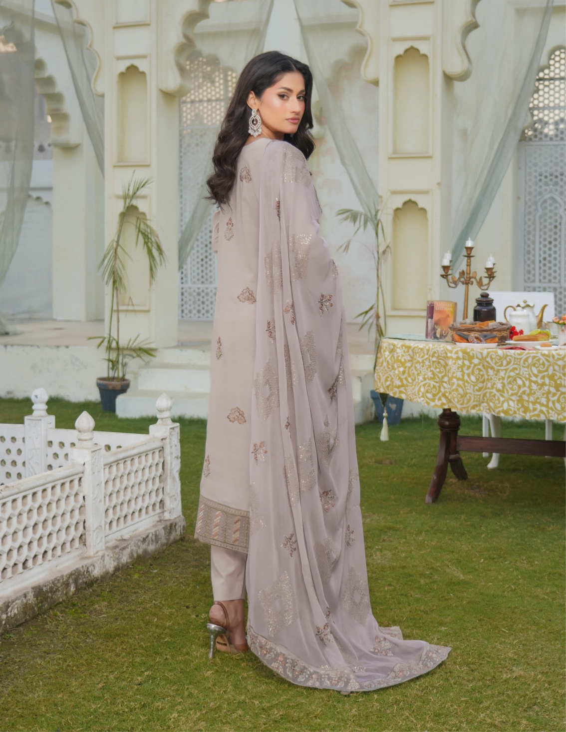 Gul Dasta Luxury Vol 1